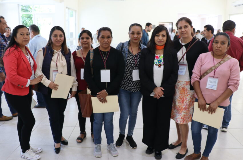  Capacitan a personas concesionarias del transporte público en Huejutla