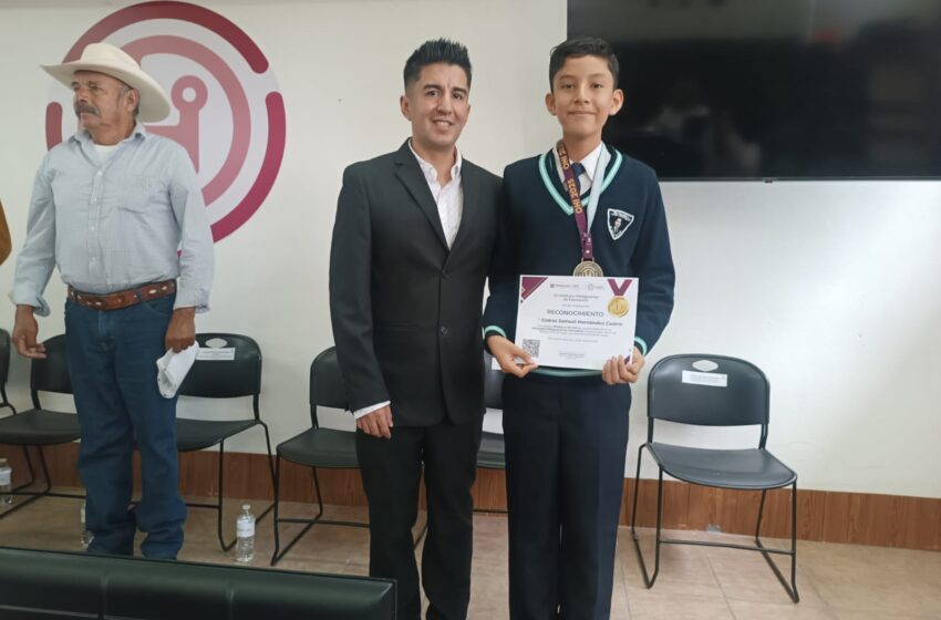  Reconoce SEPH a estudiantes destacados en la Olimpiada Hidalguense de Informática
