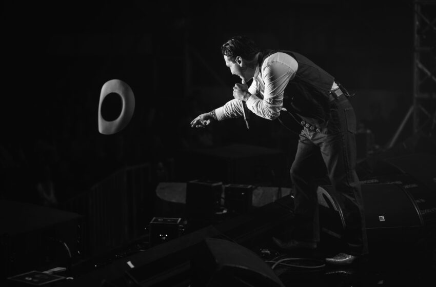  Christian Nodal conquista Lagos de Moreno, Jalisco con un Sold Out